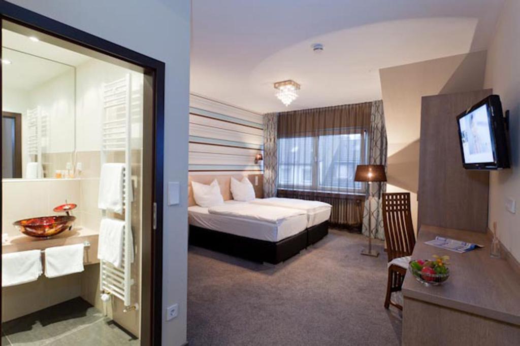 Metropol-Rooms Dusseldorf Exterior photo